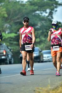 BIB: 464
                            <button type="button" onclick="openModal(10120241)" class="btn btn-primary btn-sm float-right btn-popup" data-toggle="modal" data-target=".modal-high-quality">
                        <i class="fas fa-shopping-cart"></i> Add to Cart
                    </button>
                                            <button type="button" onclick="isThisMe(10120241, true)" class="btn btn-success btn-sm float-right btn-popup btn-isme hidden" data-toggle="tooltip" data-placement="bottom" title="นี่คือรูปของคุณใช่ไหม คลิกที่นี่เพื่อเอาเข้าอัลบั้ม">
                        <i class="fas fa-plus"></i> Add to album
                    </button>
                    <button type="button" onclick="isThisMe(10120241, false)" class="btn btn-warning btn-sm float-right btn-popup btn-isnotme hidden">
                        <i class="fas fa-ban"></i> Remove from album
                    </button>